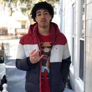 Meet your Posher, Emmanuel